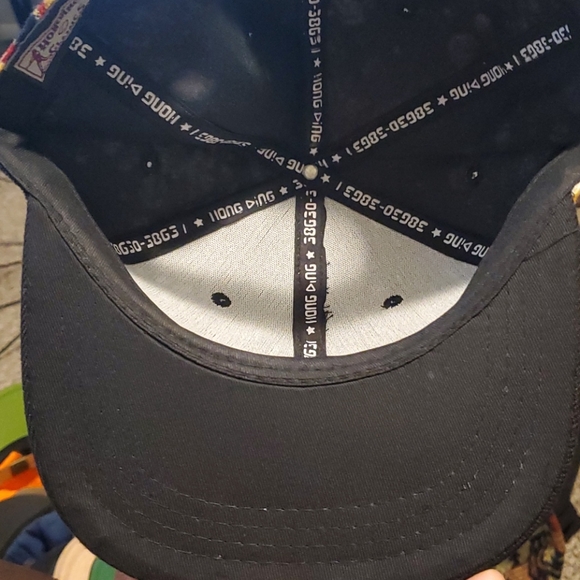 Snapback - Picture 4 of 6